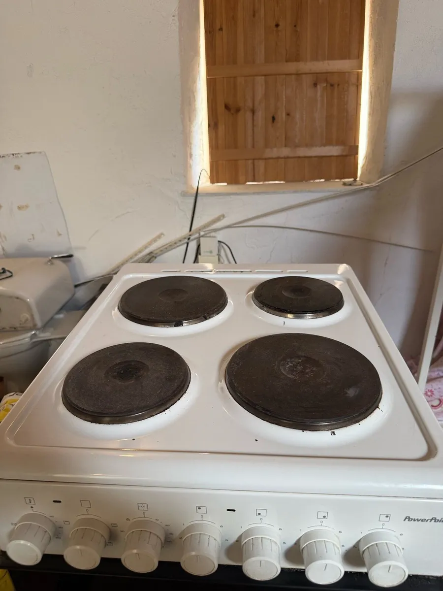 Freestanding cooker - Image 3