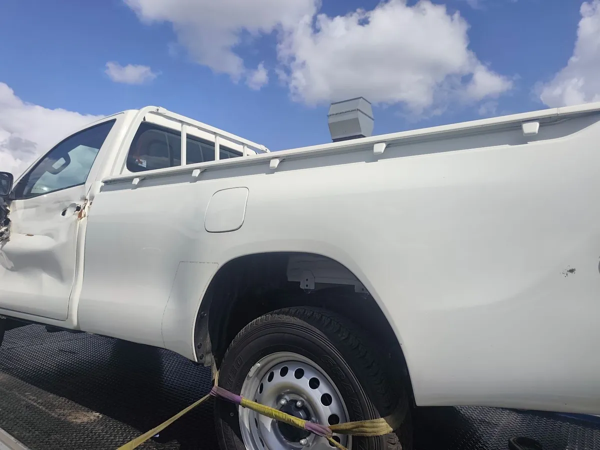 252  hilux - Image 3