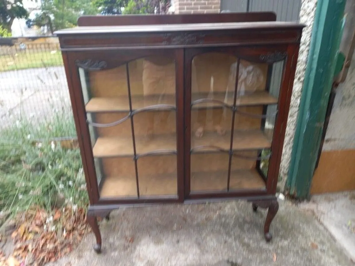 1950s China cabinet - Image 2