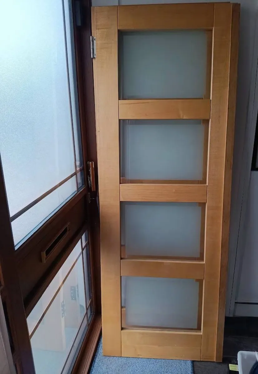 2 Shaker Style Internal Doors with Frosted Glass - Image 2