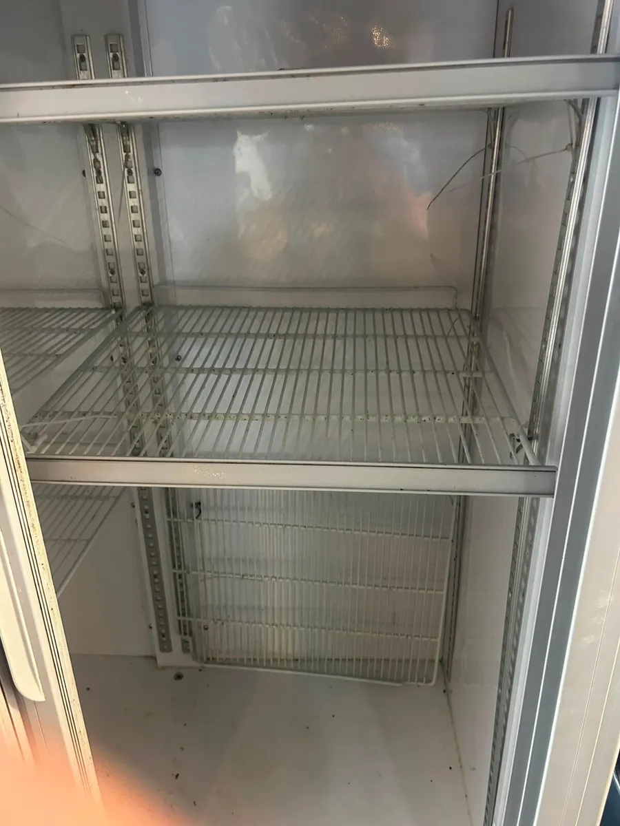 Sliding door fridge - Image 3