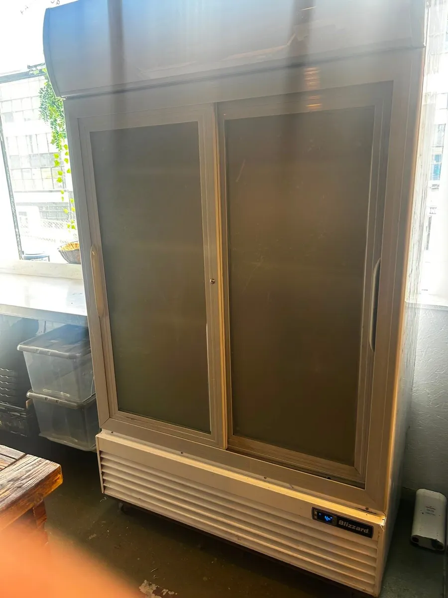 Sliding door fridge - Image 1