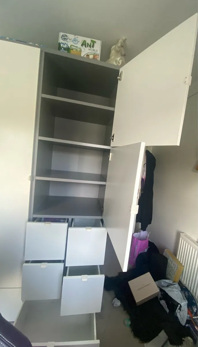 Waredrobe for FREE - Image 3