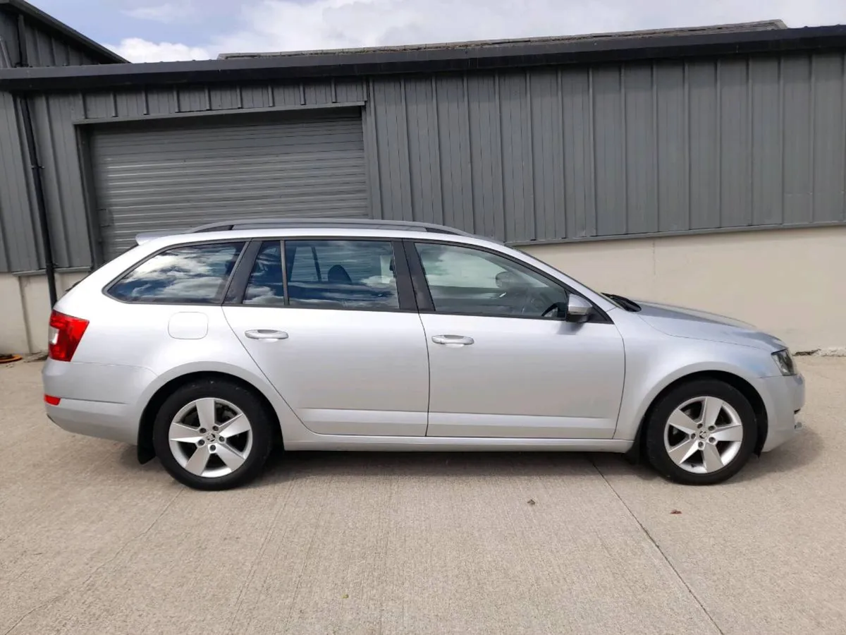 Skoda Octavia - Image 1