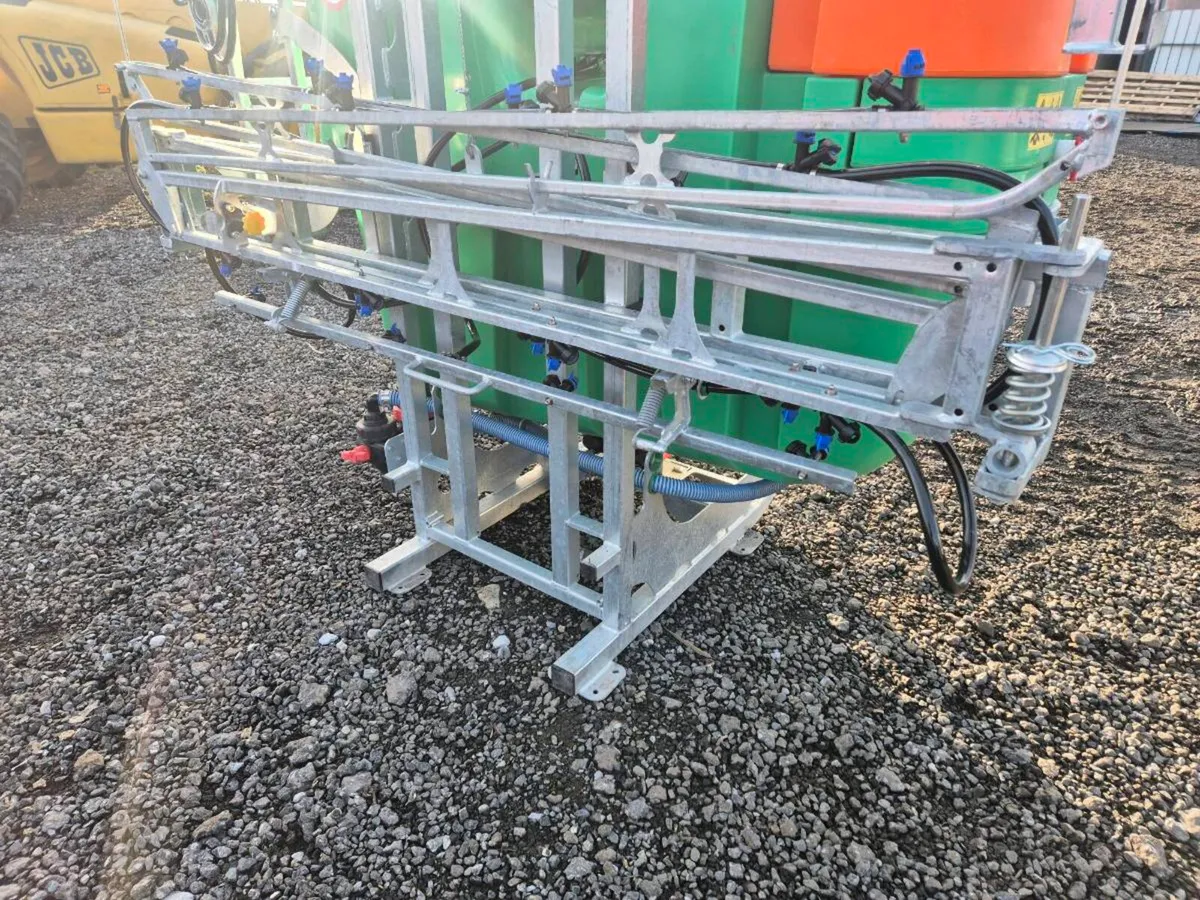 Tolmet sprayer - Image 4