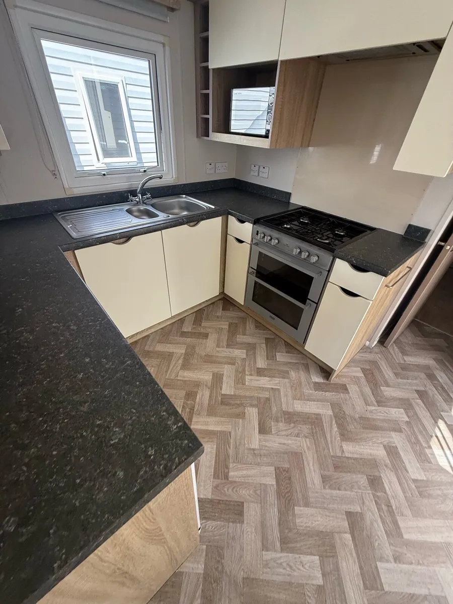 Willerby 38-13 Full winter pack call TPS caravans - Image 3