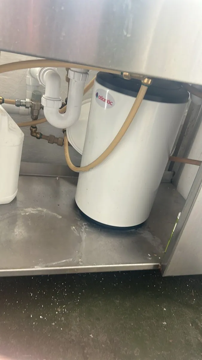 Stainless steel sink - Image 2