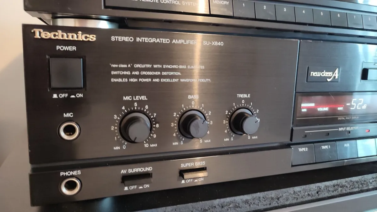 Midi TECHNICS SU-X840 amplifier + Tuner. Remote - Image 3