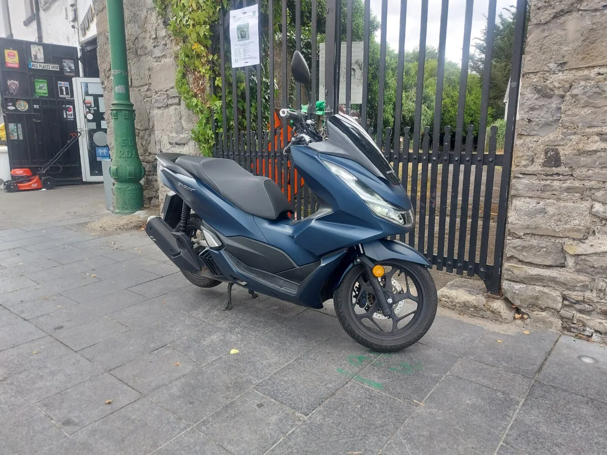 2024 HONDA PCX 125 MOTO4U - Image 4
