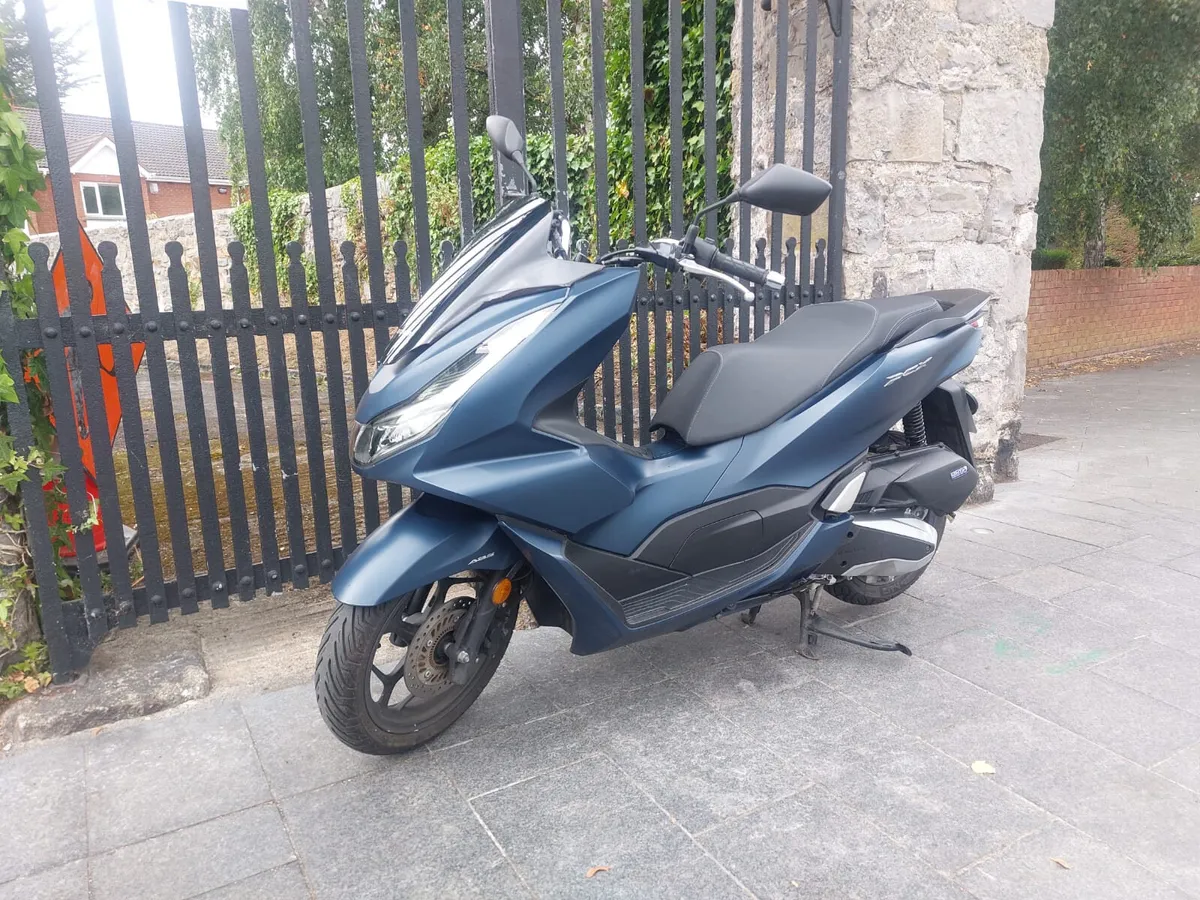 2024 HONDA PCX 125 MOTO4U - Image 1