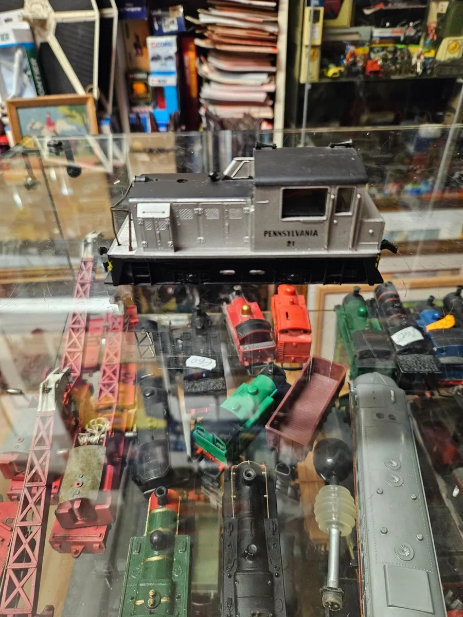 Hornby Lima OO Gauge Diesel Shunter - Image 3