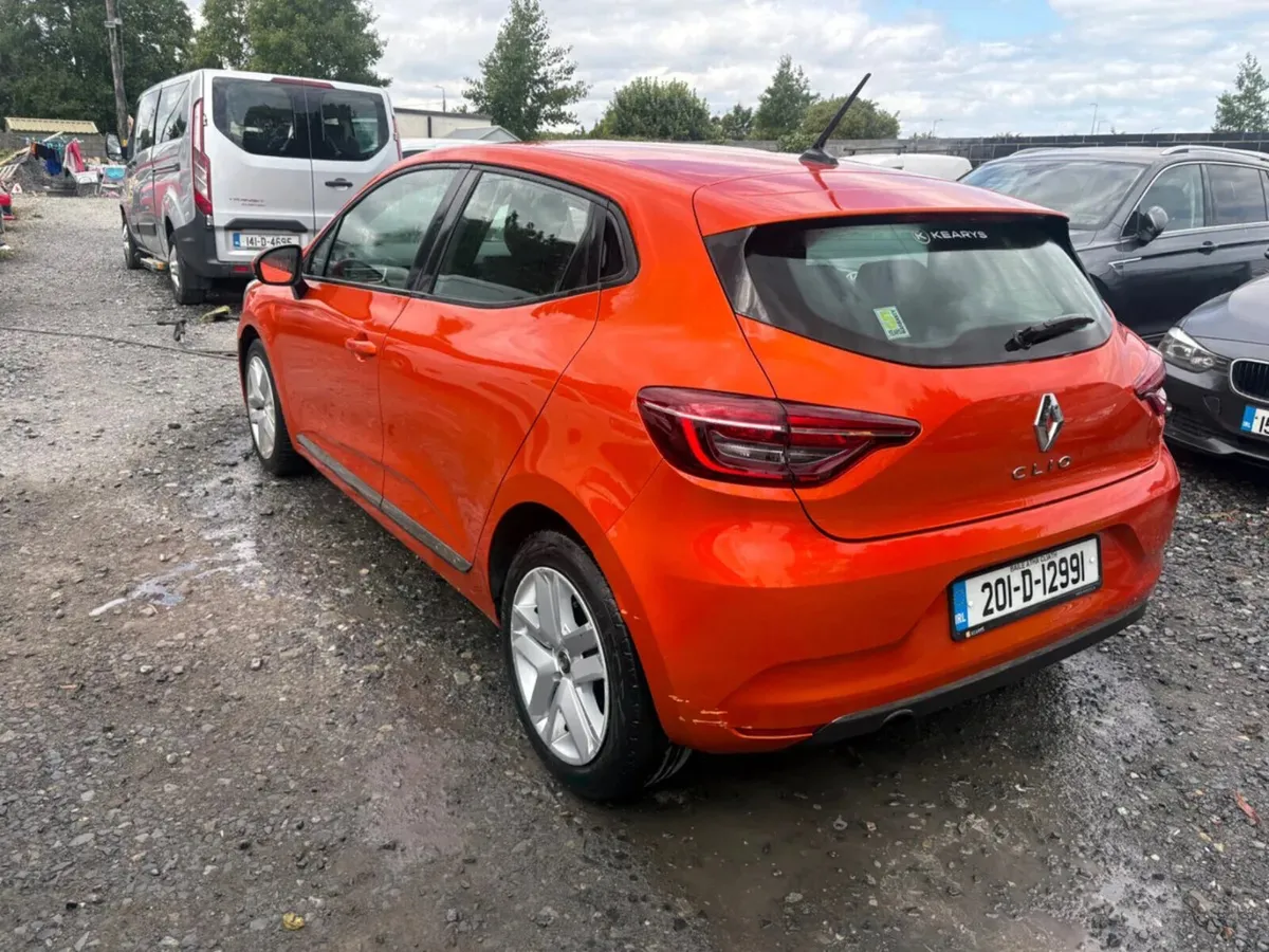 2020 Renault Clio 1.0 Petrol very light damage - Image 4