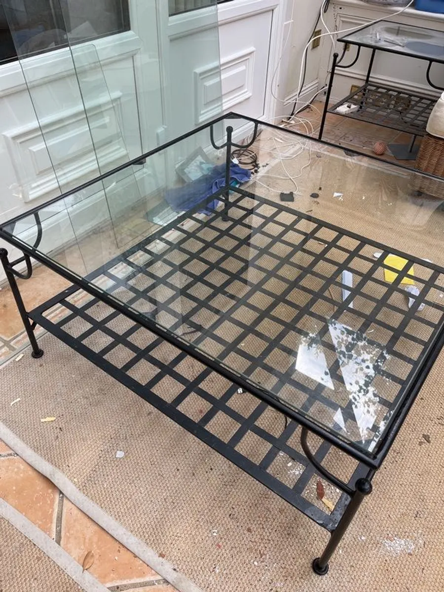 coffee table and two side tables - Image 1