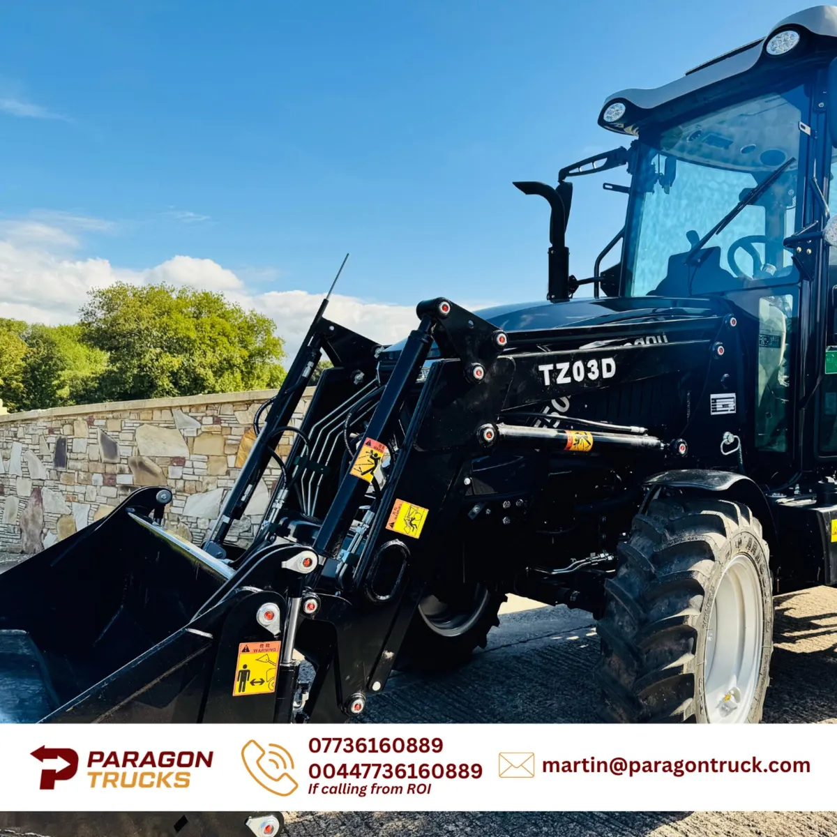 TE504c 4WD Compact Cab Tractor with Front Loader - Image 3