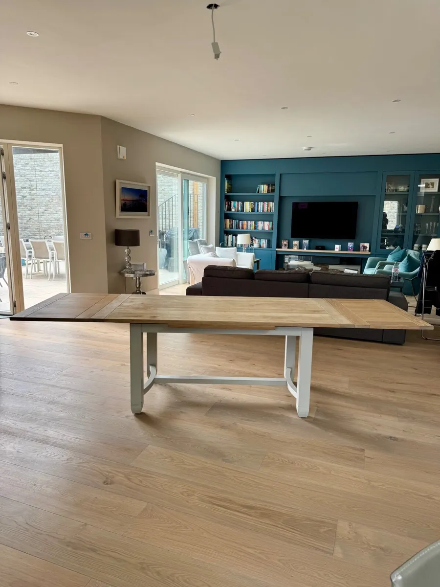 Solid Oak Dining Table (Extendable) - Image 2
