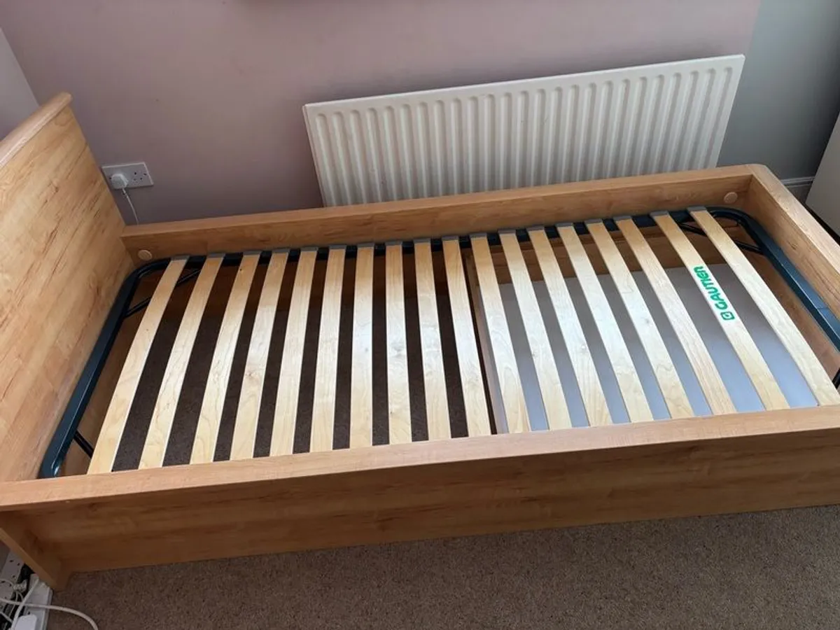 Gautier bed, wardrobe, and locker - Image 4