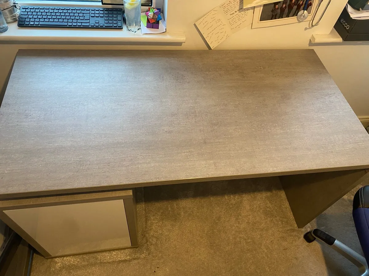 Office desk with storage - Image 2