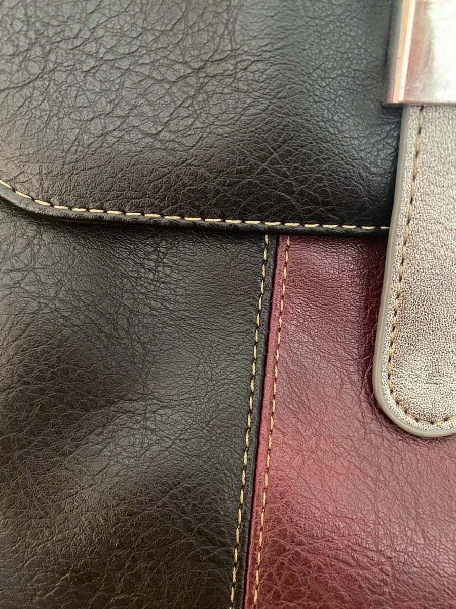 Beautiful shoulder Crossbody Handbag , Adjustable - Image 2