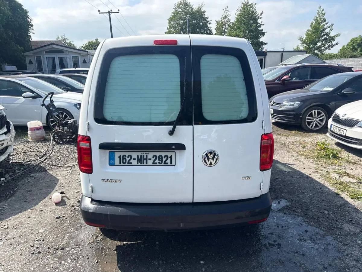 2016 Vw Caddy 2.0 Diesel Driving - Image 3