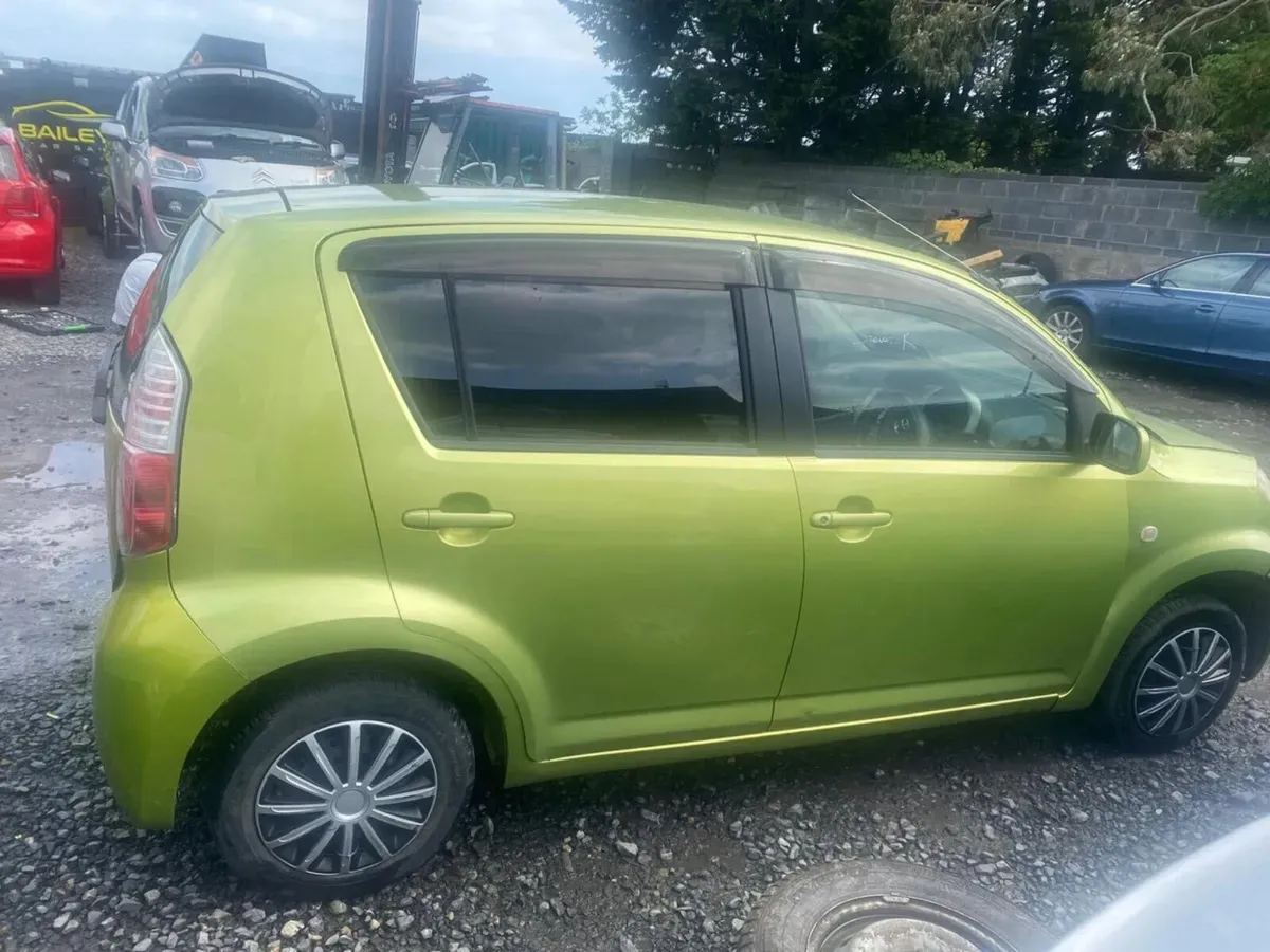 09 Toyota passo automatic - Image 2
