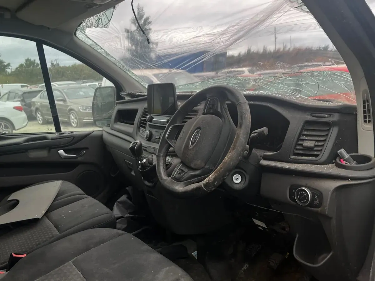 21 Ford transit custom 2.0 diesel - Image 3