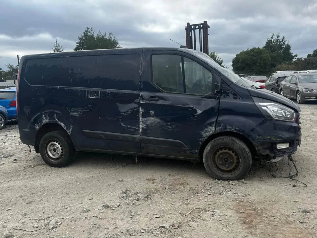 21 Ford transit custom 2.0 diesel - Image 2