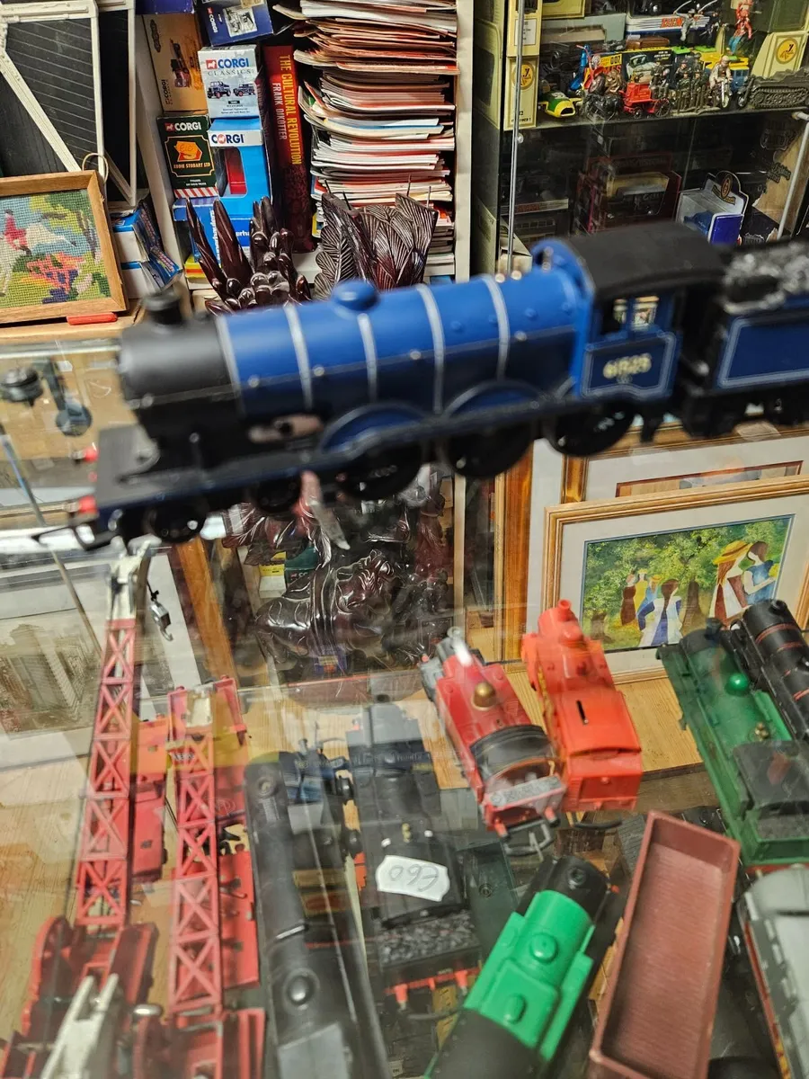 Hornby OO Gauge Steam Engine - Image 2