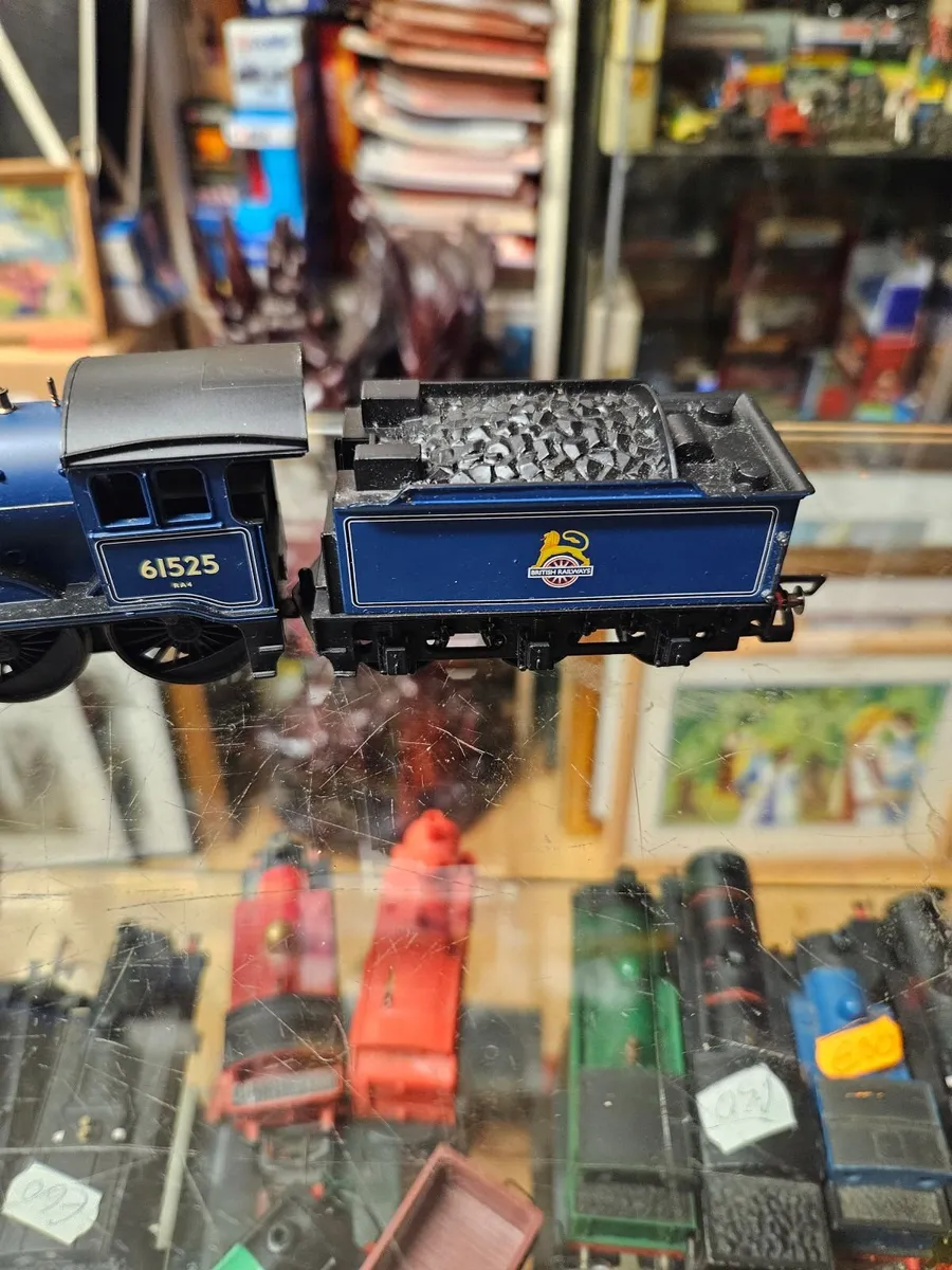 Hornby OO Gauge Steam Engine - Image 3