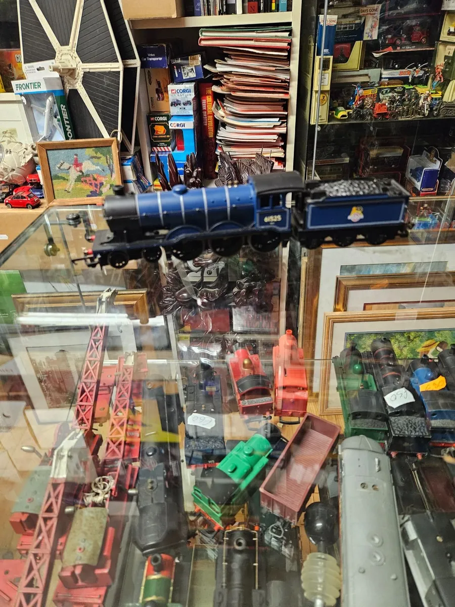 Hornby OO Gauge Steam Engine - Image 1