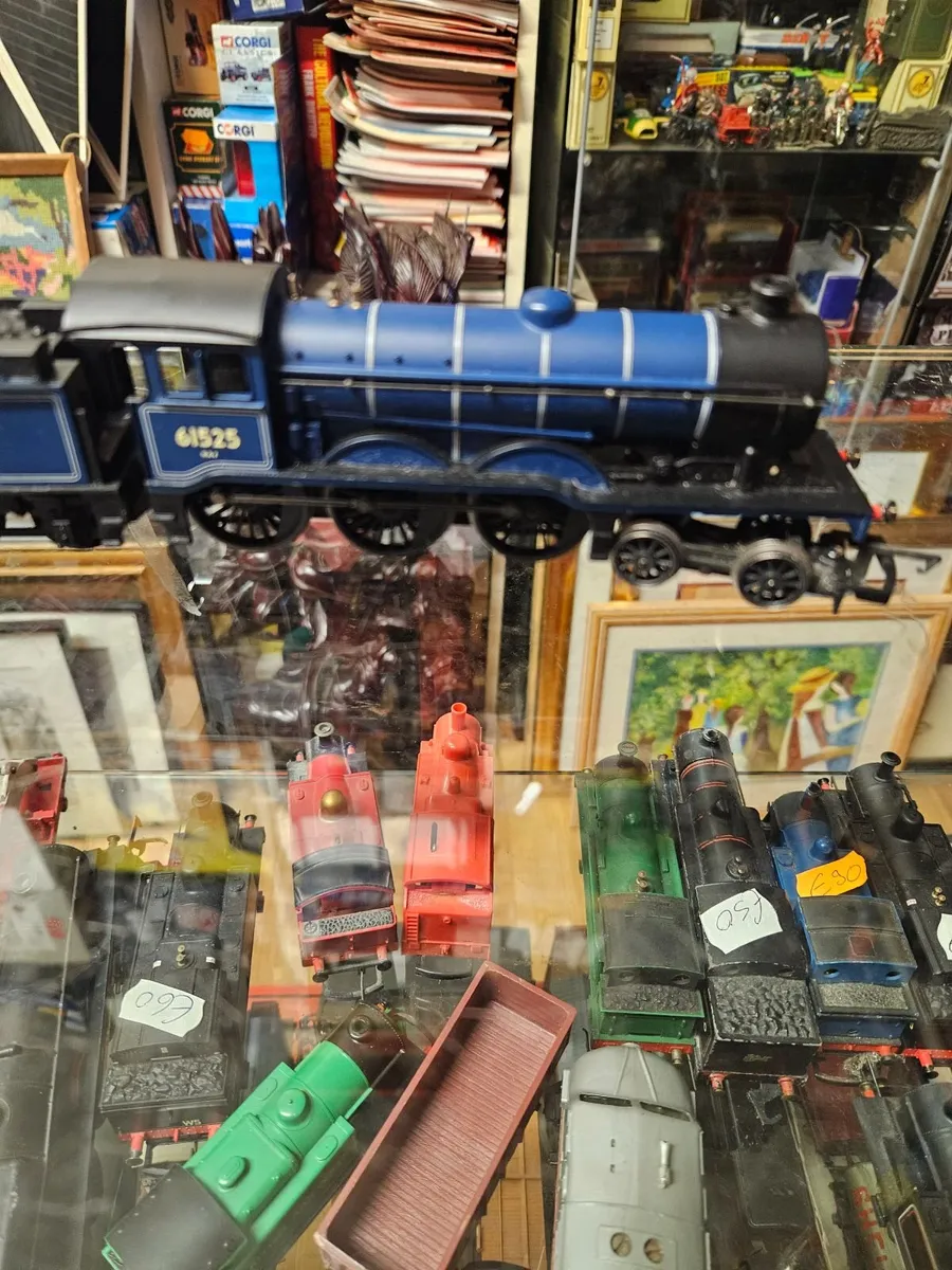 Hornby OO Gauge Steam Engine - Image 4