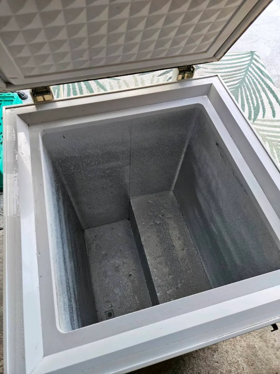 Chest freezer - Image 2