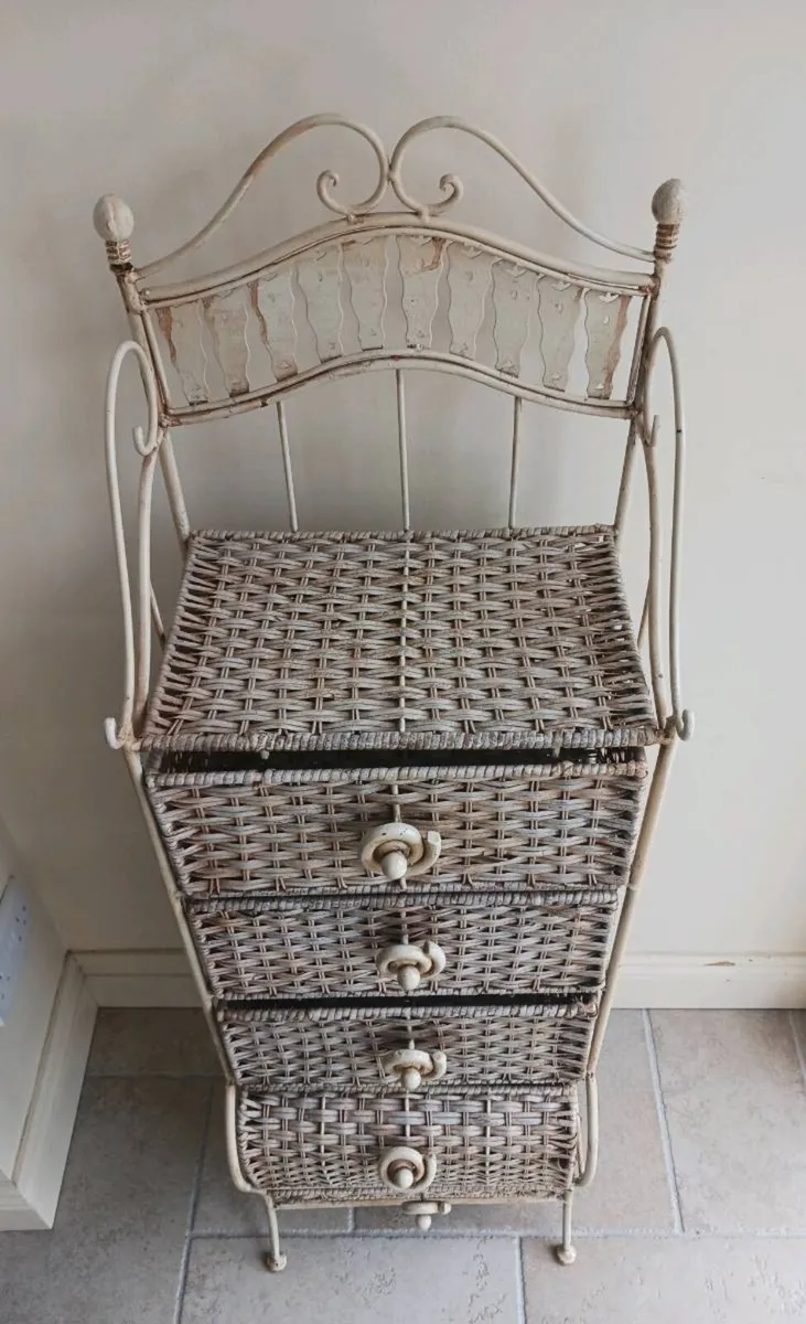 Storage shelves - Image 2