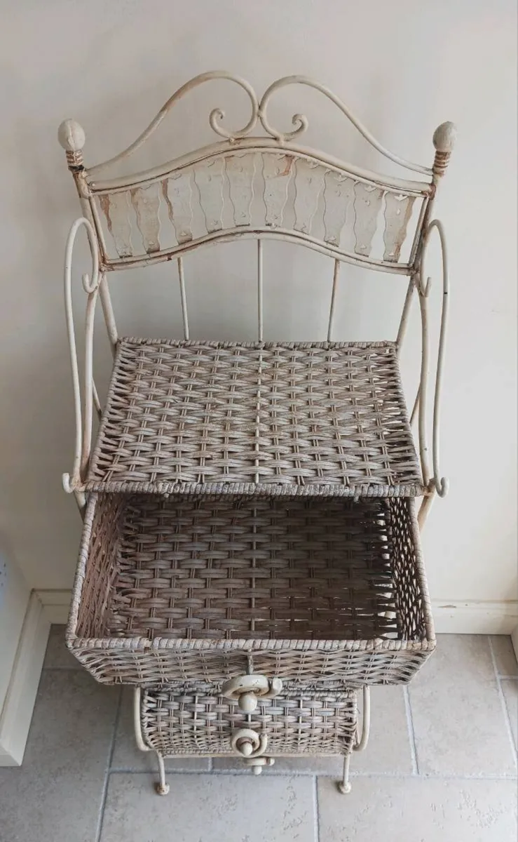 Storage shelves - Image 3