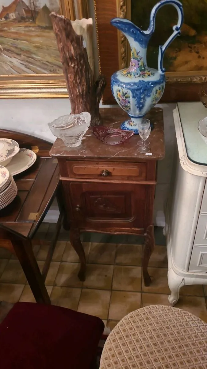 Single French bedside locker 40/40/80 cm