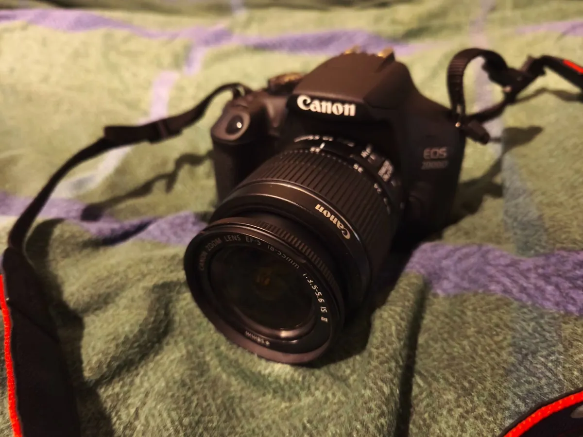 Canon eos 2000 camera - Image 3