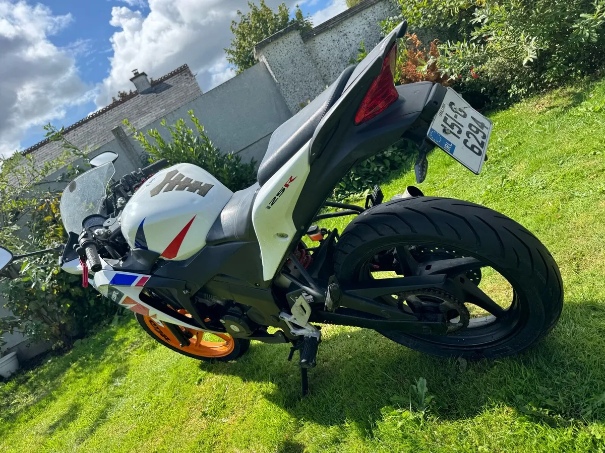 Cbr 125 r - Image 3