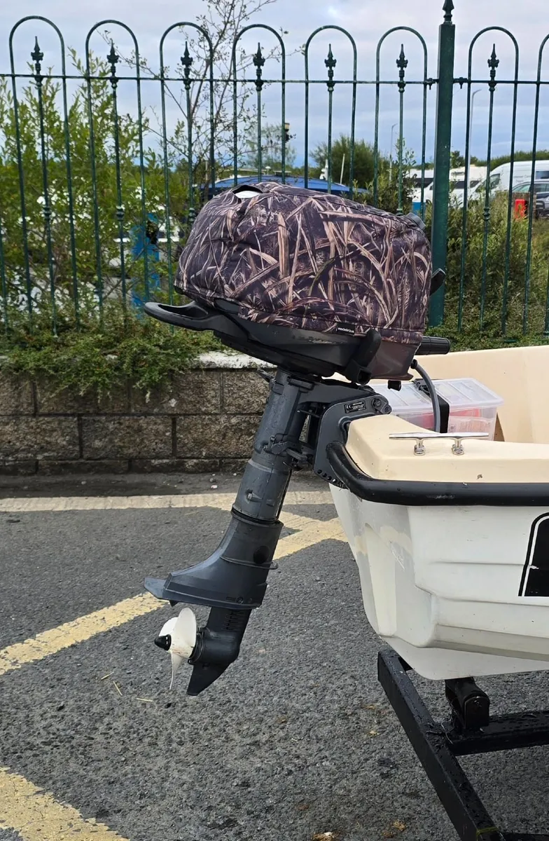 Outboard engine - Image 1