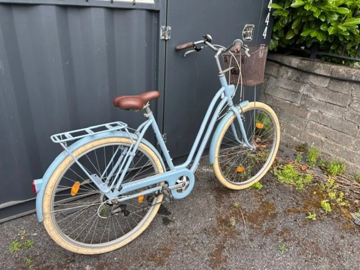 Decathlon Elops 520 Dutch Style City Bike Size SM - Image 3