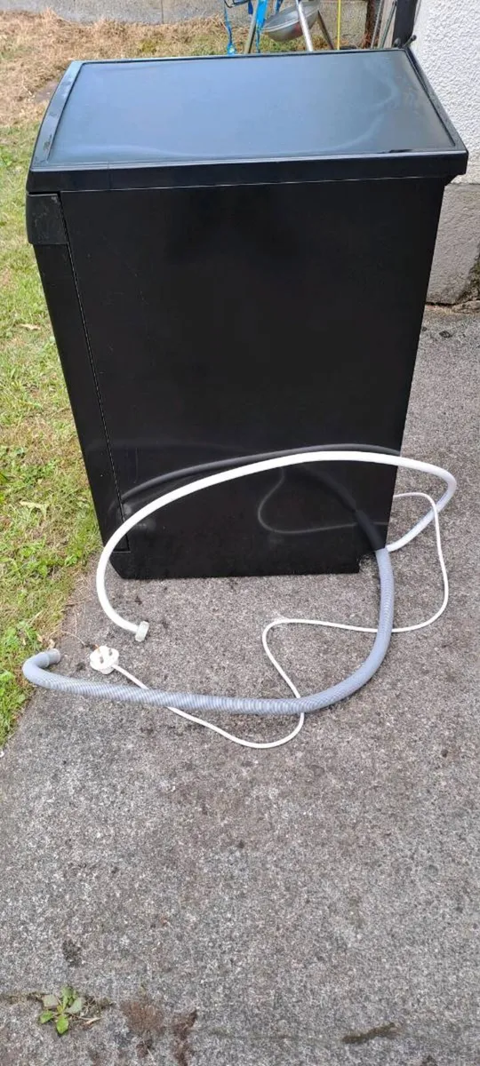 Dish washer - Image 1