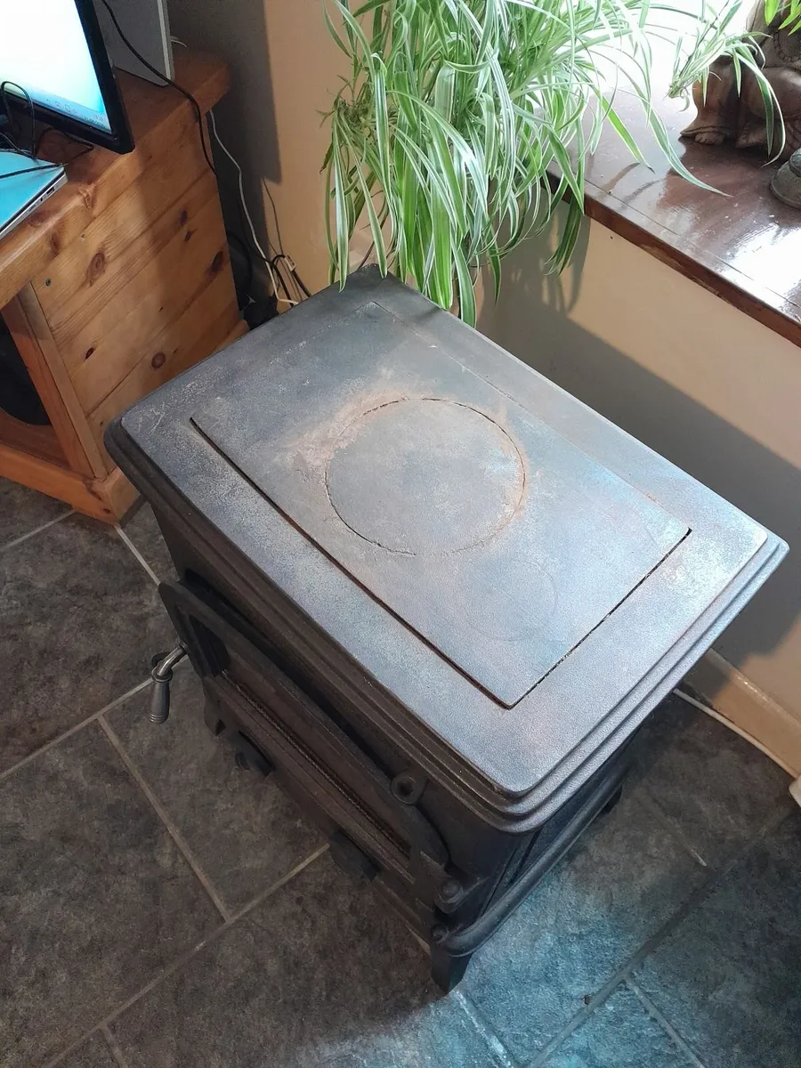 Solid fuel stove - Image 4