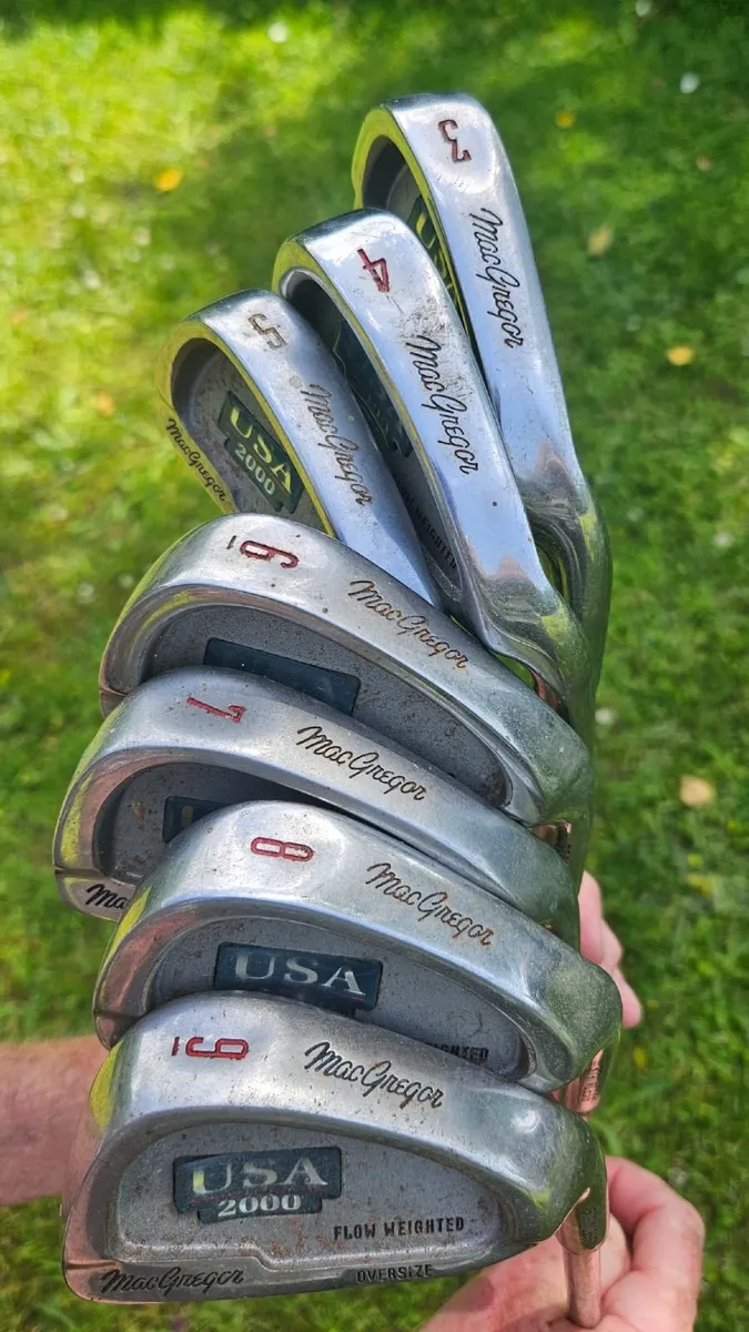 Golf clubs & shoes - Image 4