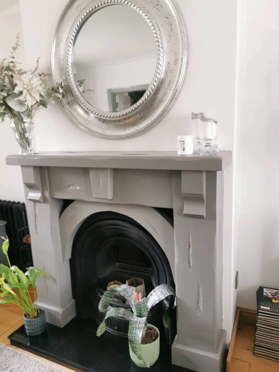 Fire place - Image 1