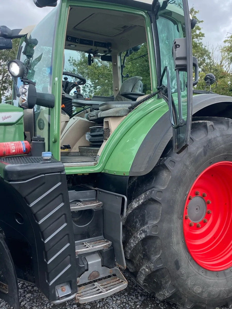 Tractor - Image 3