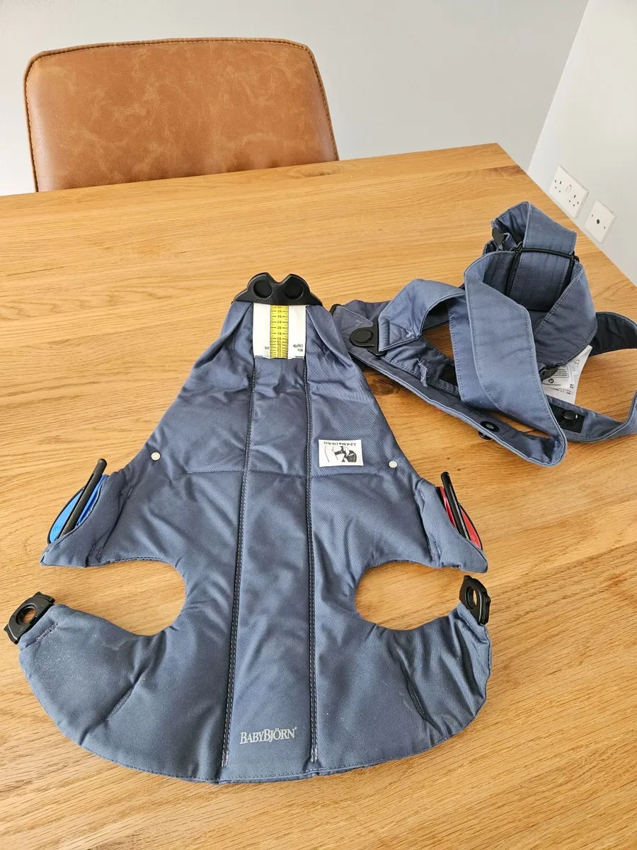 Baby Bjorn baby carrier - Image 1