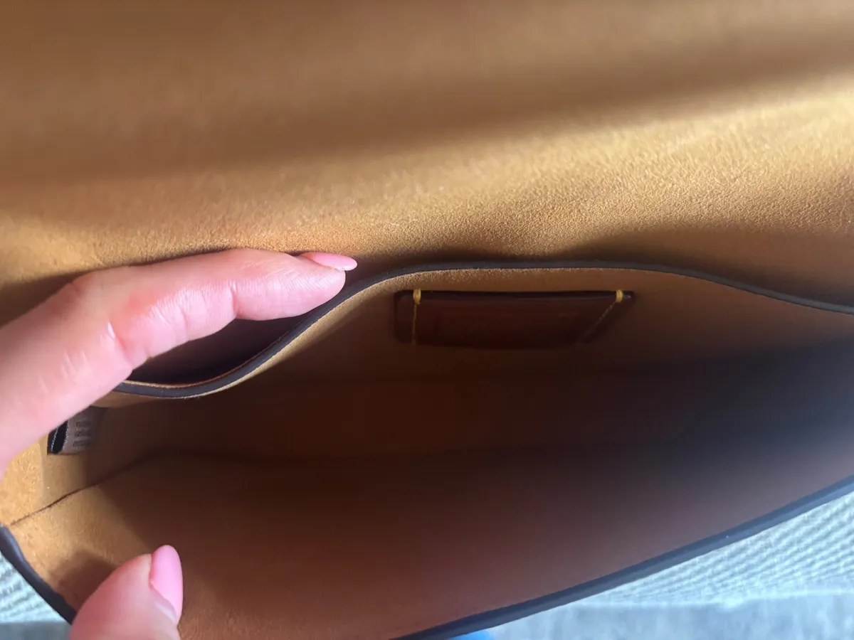 Ladies Authentic Coach handbag - Image 2