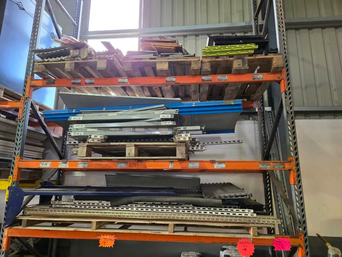 Shop shelving - Image 3