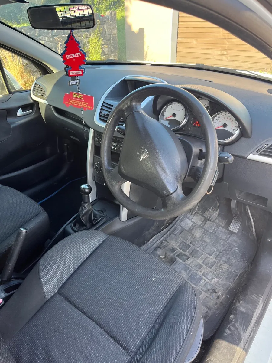 Peugeot 207 - Image 3