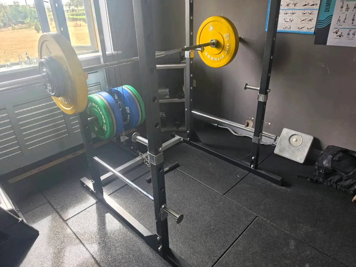 Weights rack with accessories - Image 3