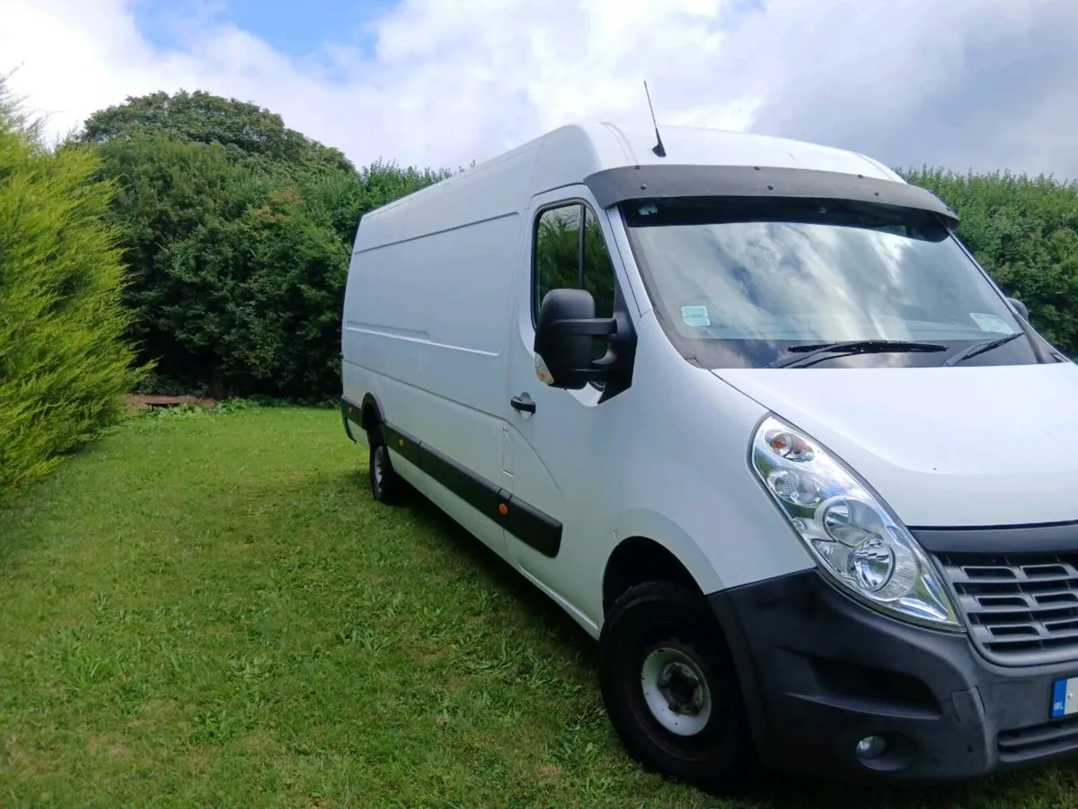 Van - Image 4