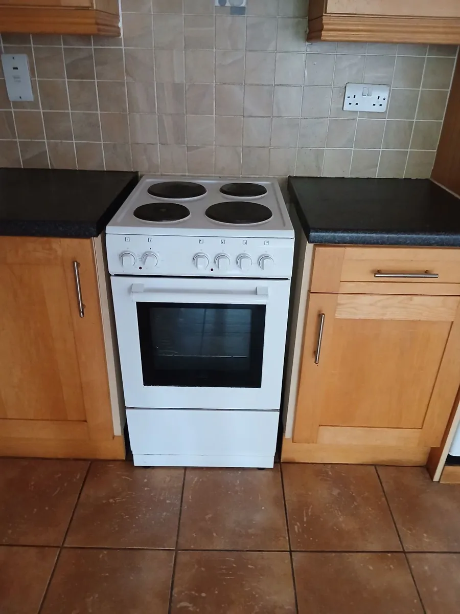Furniture and appliances - Image 3
